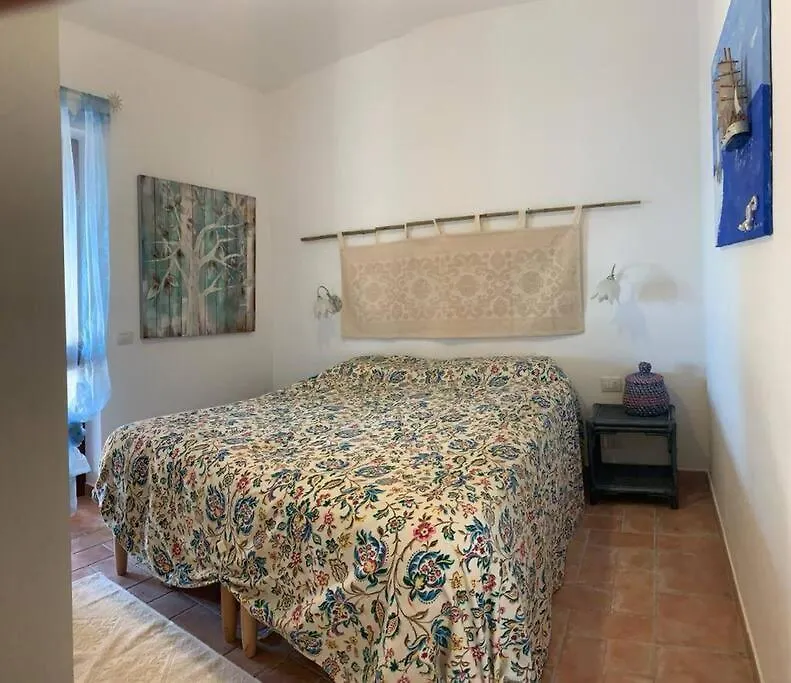 Trinità dʼAgultu Isola Rossa Apartments - Villa Incantu 0*, Trinità dʼAgultu